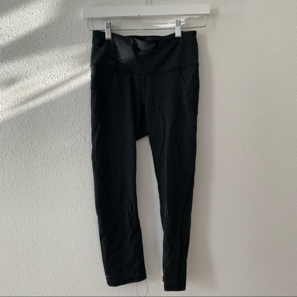 Athleta Stealth Sculptek Capri Legging Black - Picture 4 of 5
